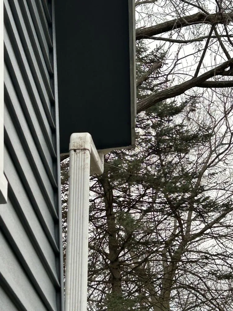 Affordable yard maintenance in Mequon, WI by Handyman Randy