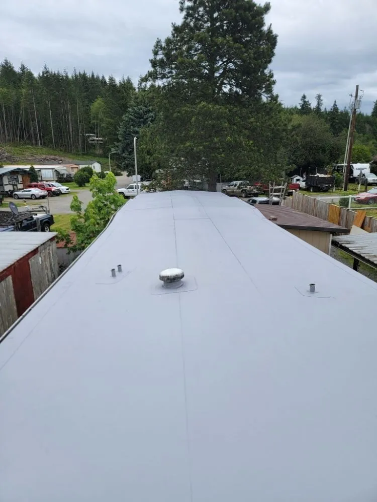 Affordable outdoor landscaping in Centralia, WA by Handyman Reyes