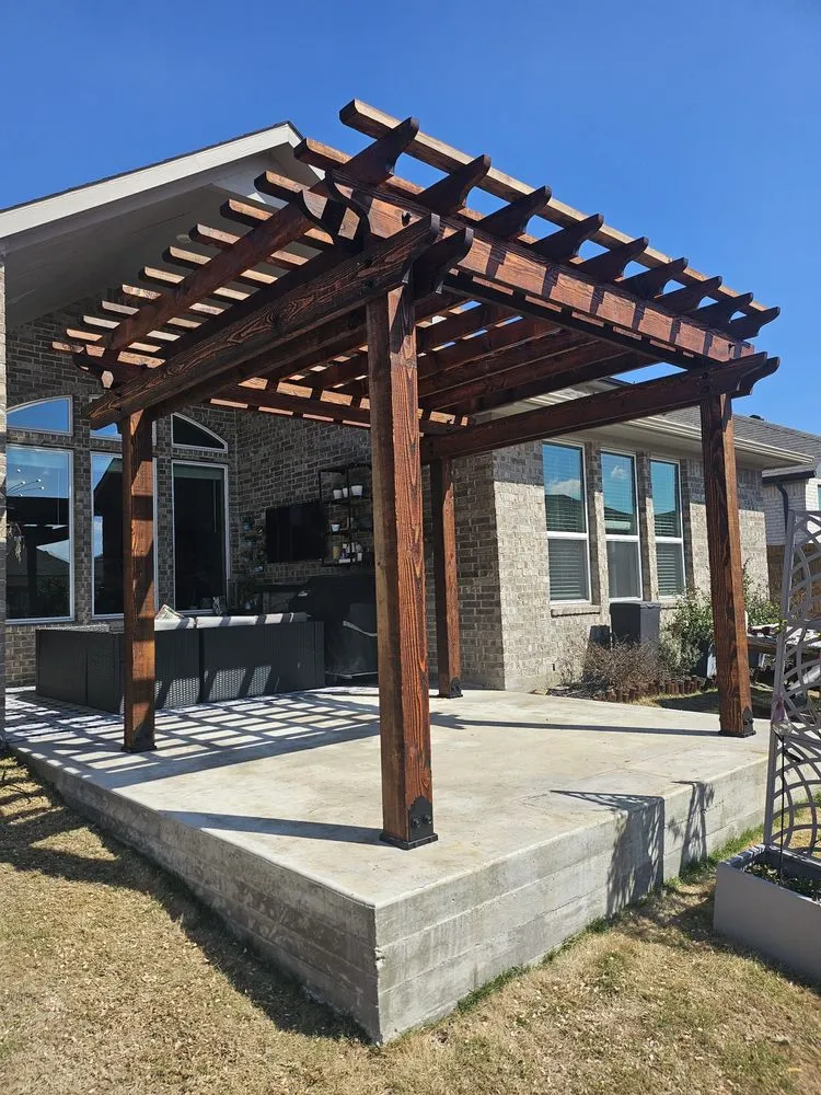 Affordable outdoor landscaping experts serving Spring, TX - Handyman Solutions