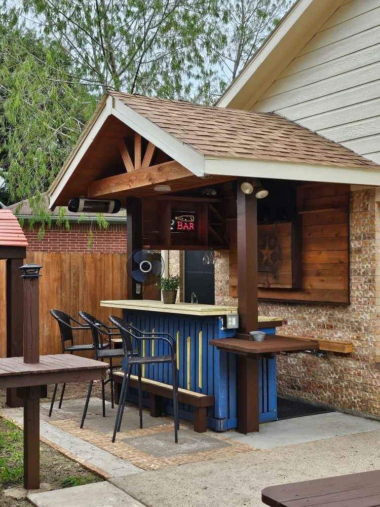 Reliable garden landscaping for year-round maintenance in Spring, TX by Handyman Solutions