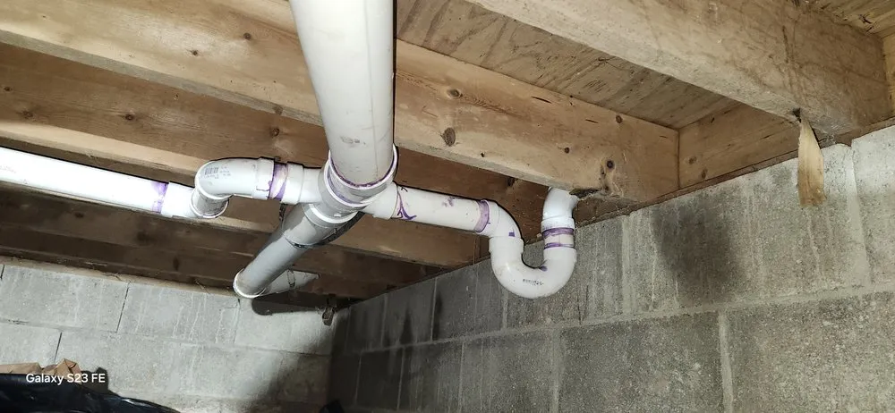 Local landscaping services experts serving Parkersburg, WV - Handyman that can