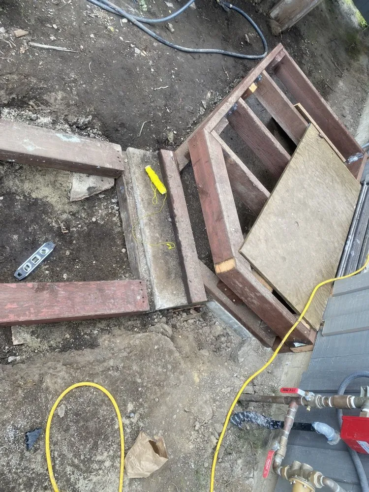 Expert yard maintenance for homes in Oakland, CA by Handymen Duo