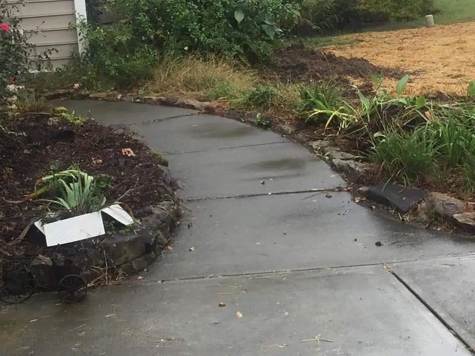 Local residential landscaping in Youngsville, NC by Handymen of North Carolina