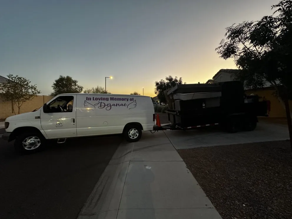 Affordable yard cleanup service experts serving Goodyear, AZ - Handymilts