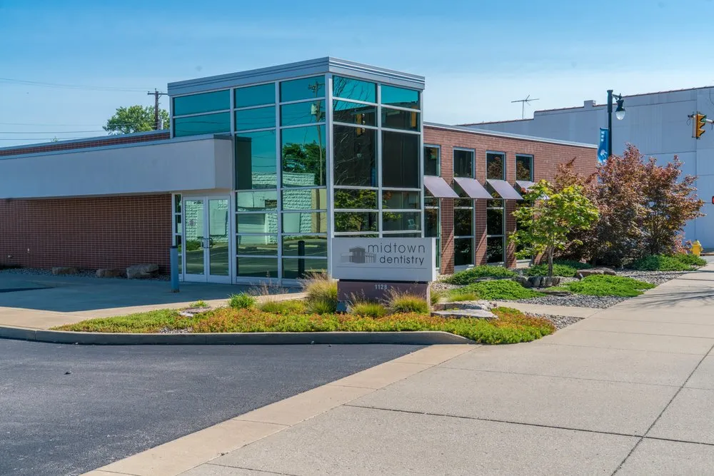 Local outdoor landscaping in Terre Haute, IN - Hank Metzger Landscaping