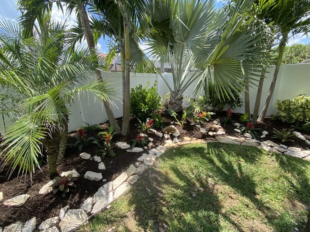 Custom residential landscaping experts serving GRANT VLKRIA, FL - Hannah’s Garden