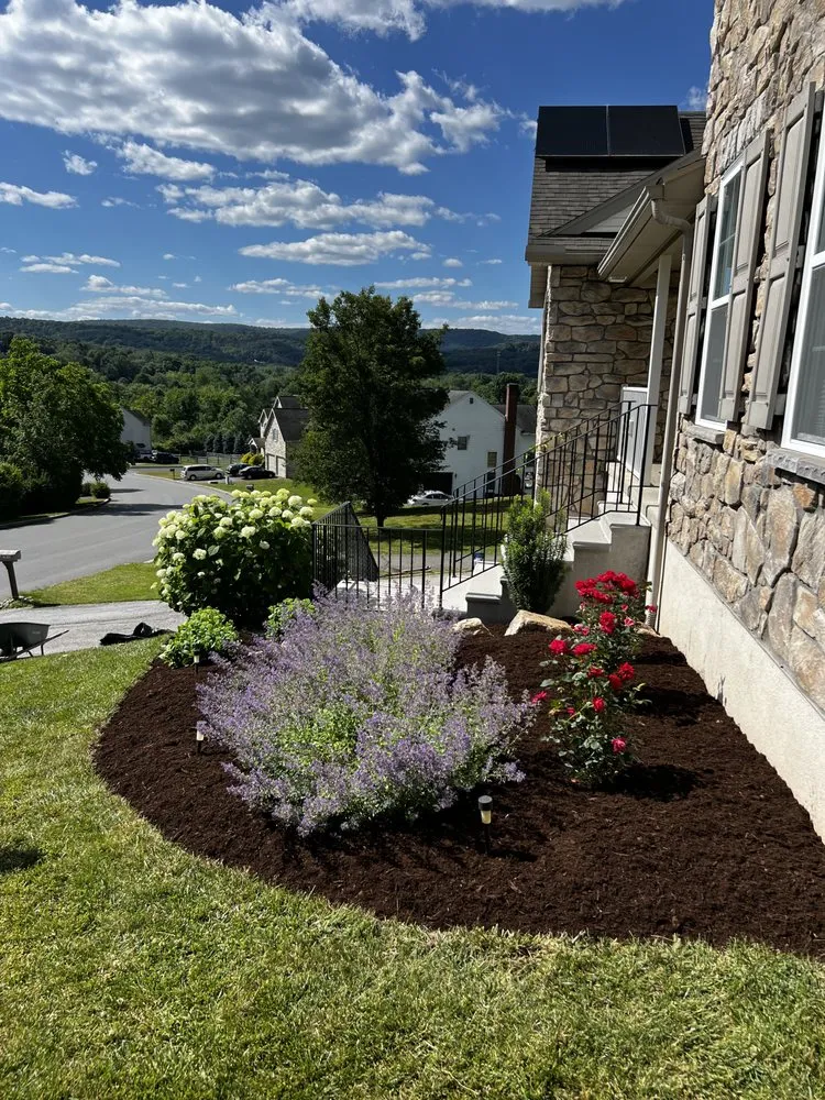 Local garden landscaping in Charleston, SC - Hannum’s Home Improvement