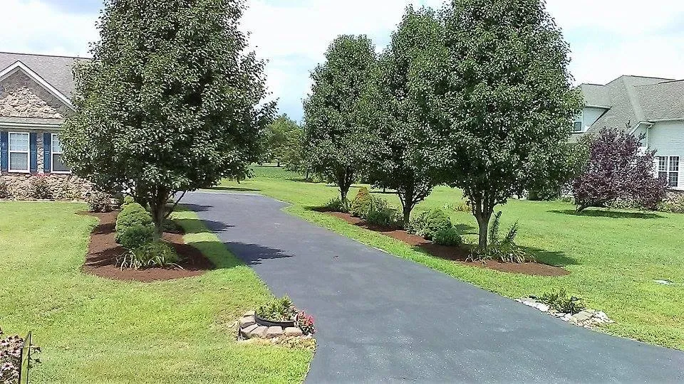 Professional landscape design experts serving Millsboro, DE - Hannum's Lawn Maintenance