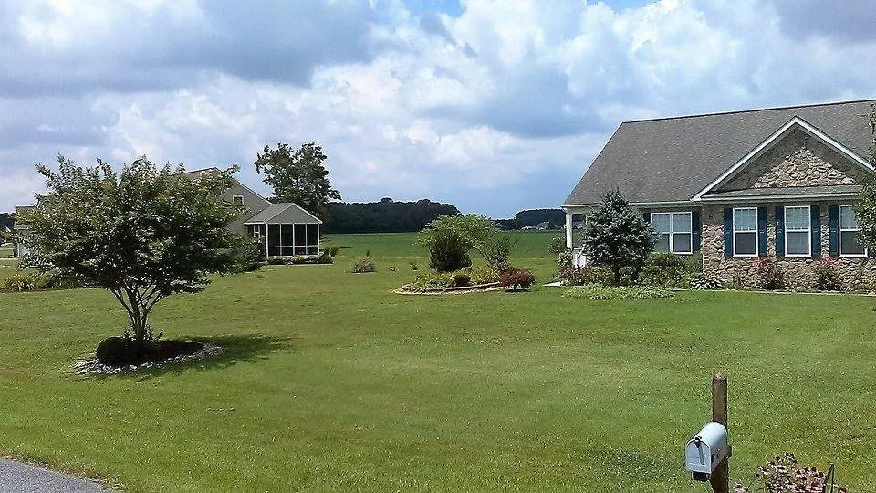 Reliable landscaping services in Millsboro, DE by Hannum's Lawn Maintenance