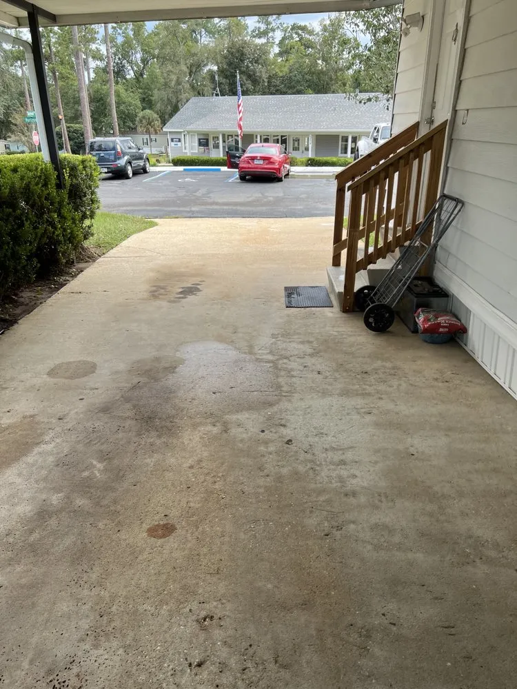 Affordable landscape design for beautiful yards across Tallahassee, FL - Hanoi Does it All