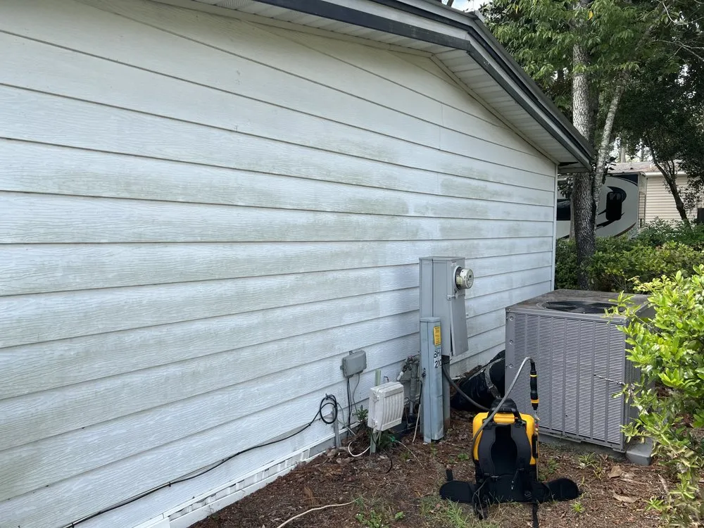 Local yard cleanup service near you across Tallahassee, FL - Hanoi Does it All