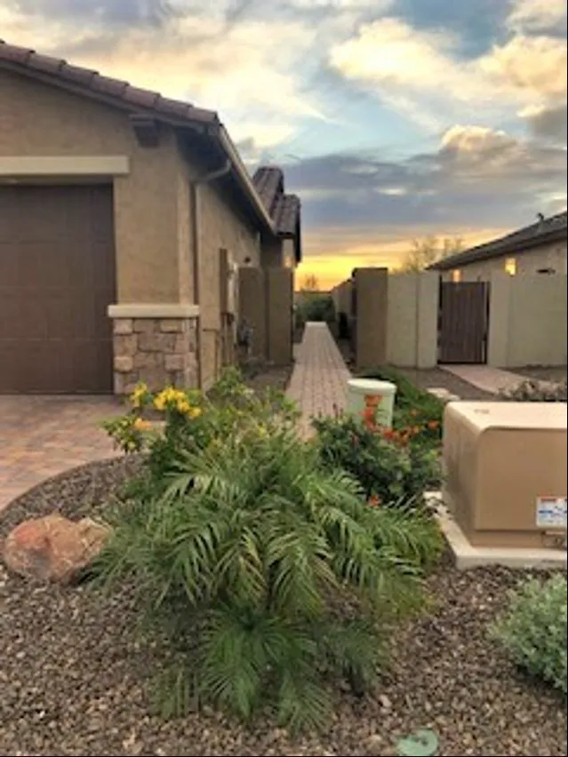 Top-rated lawn care service experts serving Black Canyon City, AZ - Hansel Landscape & Construction