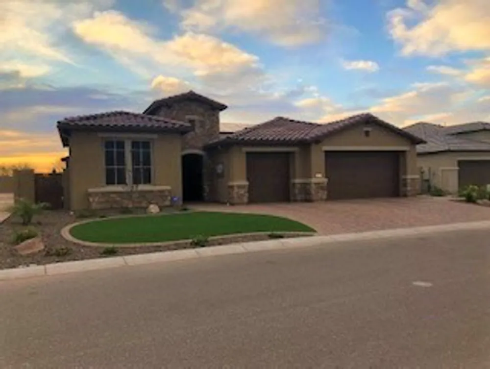 Top-rated lawn care service with custom design across Black Canyon City, AZ - Hansel Landscape & Construction