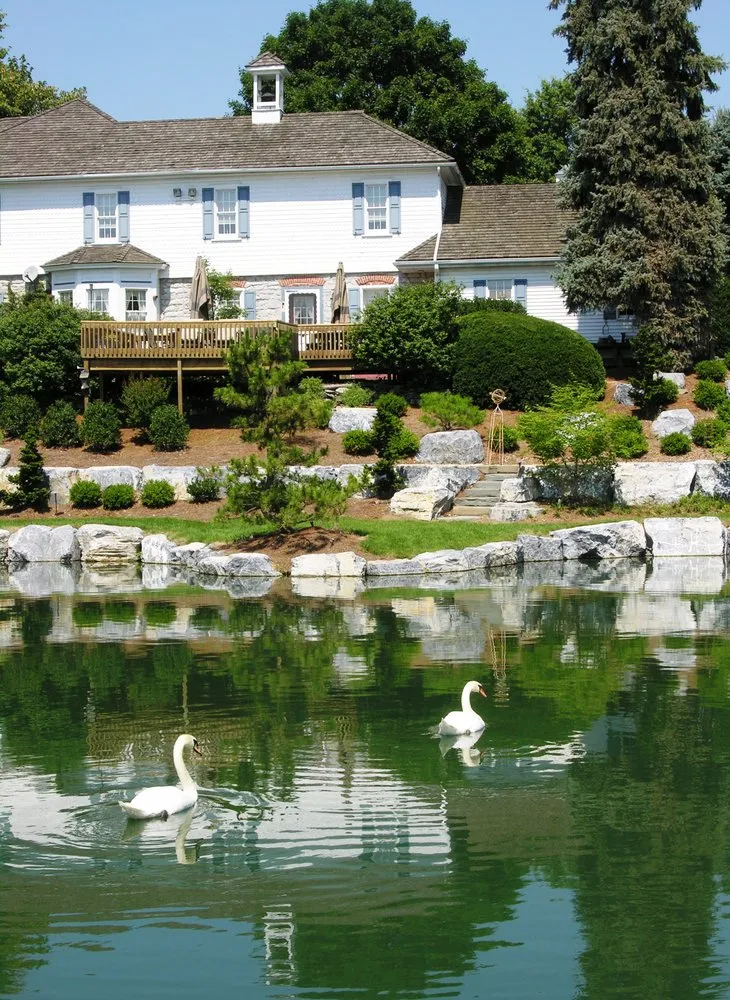 Top-rated residential landscaping experts serving Manheim, PA - Hanselman