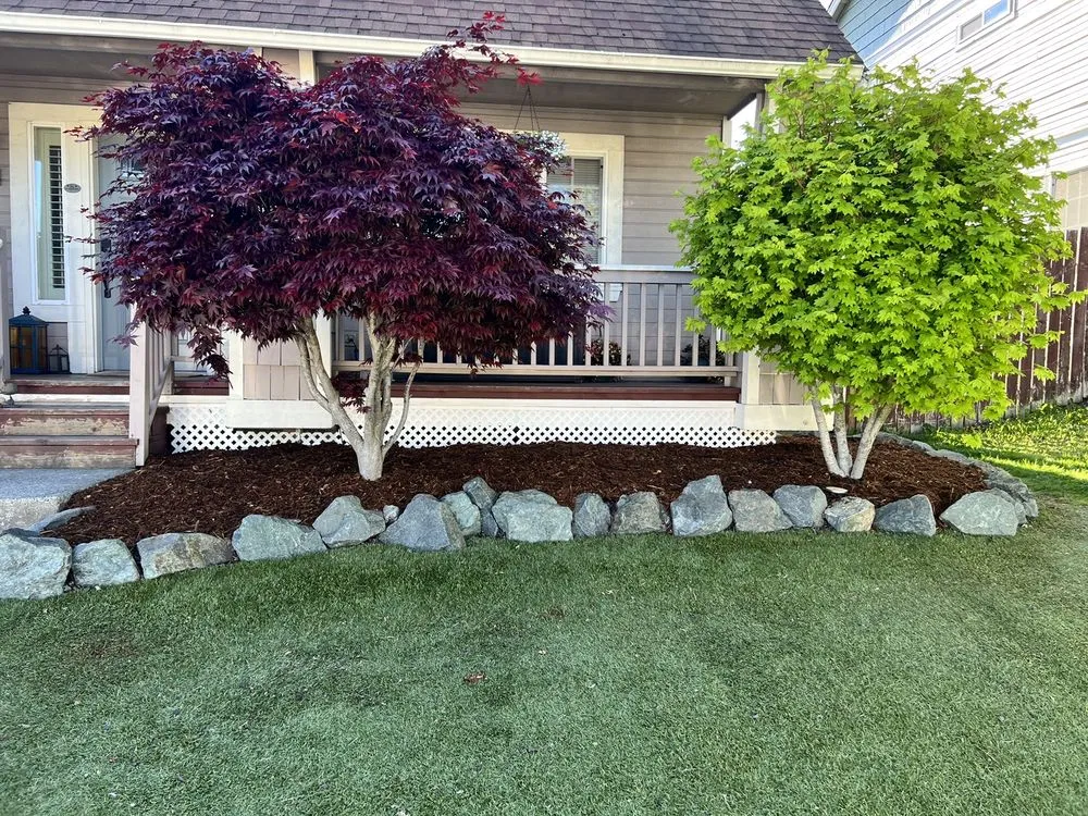 Top-rated garden landscaping experts serving Oak Harbor, WA - Hanselman Tree Service & Landscaping