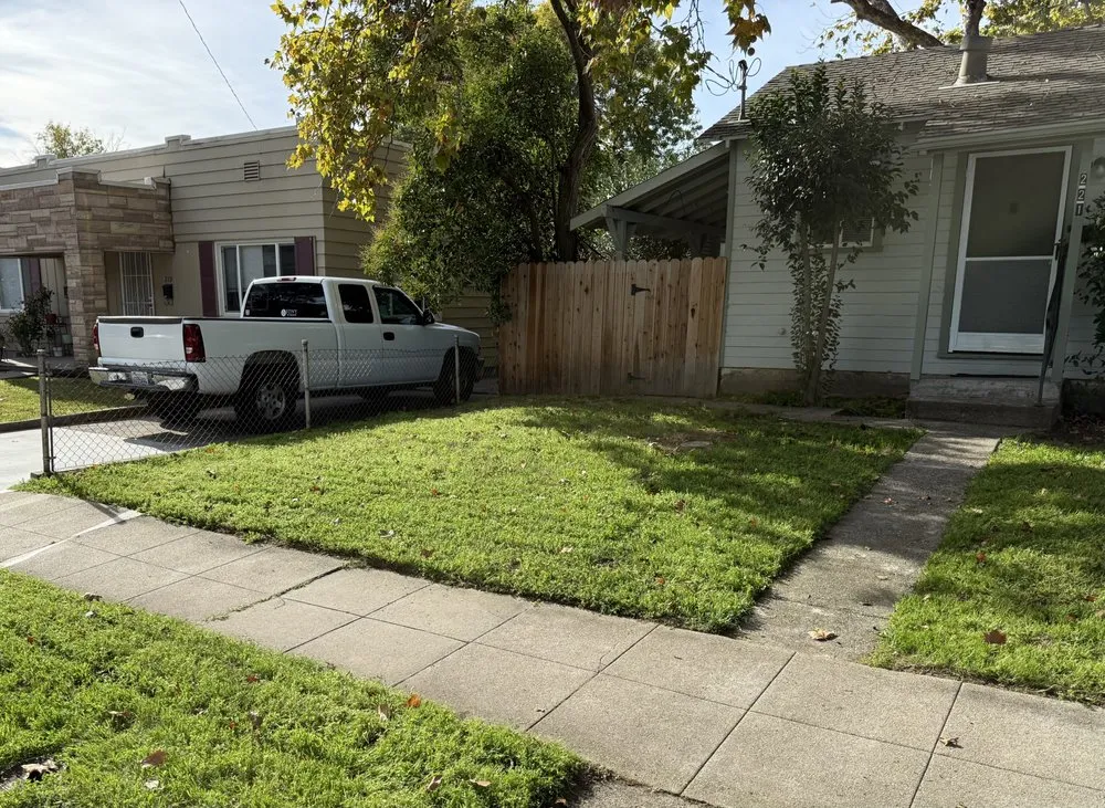 Reliable lawn mowing service in Citrus Heights, CA - Hansens Hauling And Landscape
