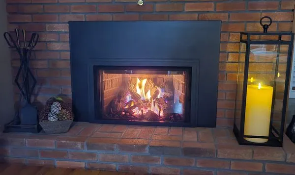 Hansens Hearth & Patio Logo