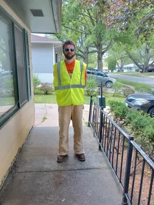 Hansen's Lawn Care Logo