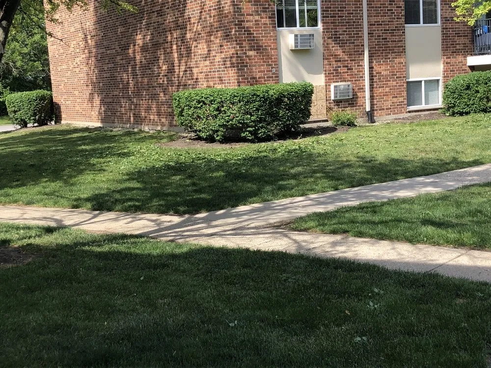 Expert garden landscaping in Big Rock, IL by Hanson Landscape