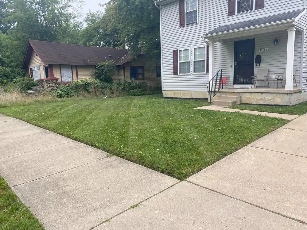 Professional landscaping services in Detroit, MI - Happy Cuts Lawncare
