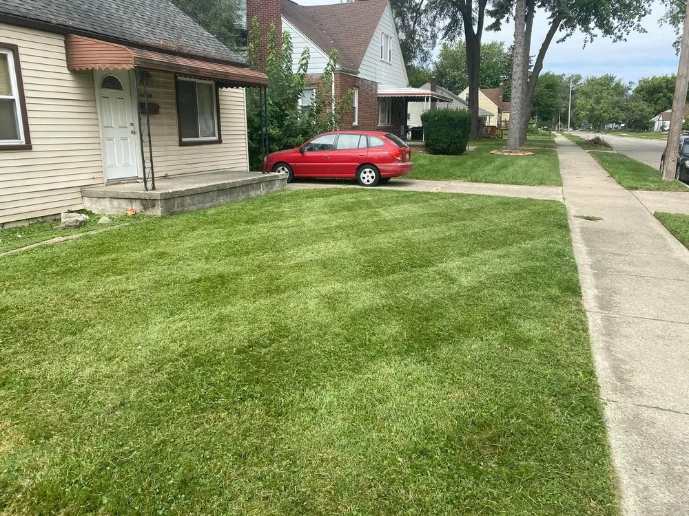 Trusted outdoor landscaping with custom design across Detroit, MI - Happy Cuts Lawncare