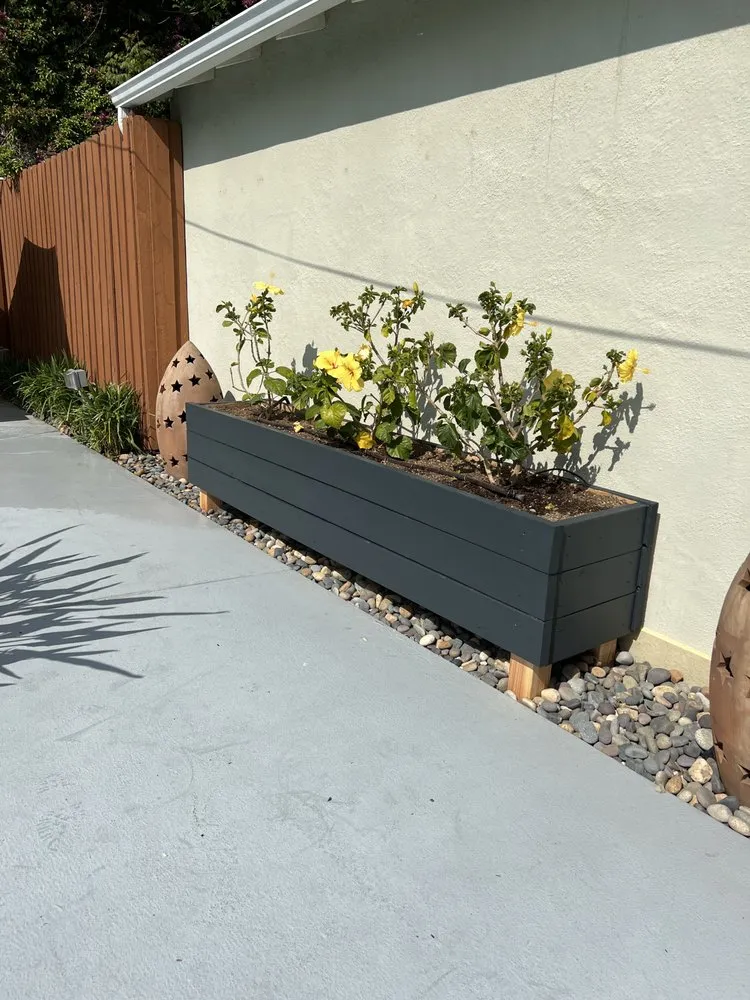 Custom yard maintenance in pasadena, CA - Happy Days Landscaping