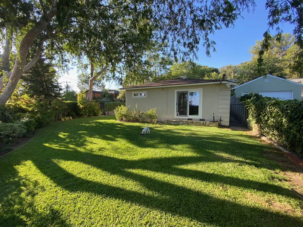 Local yard maintenance for residential properties in pasadena, CA by Happy Days Landscaping