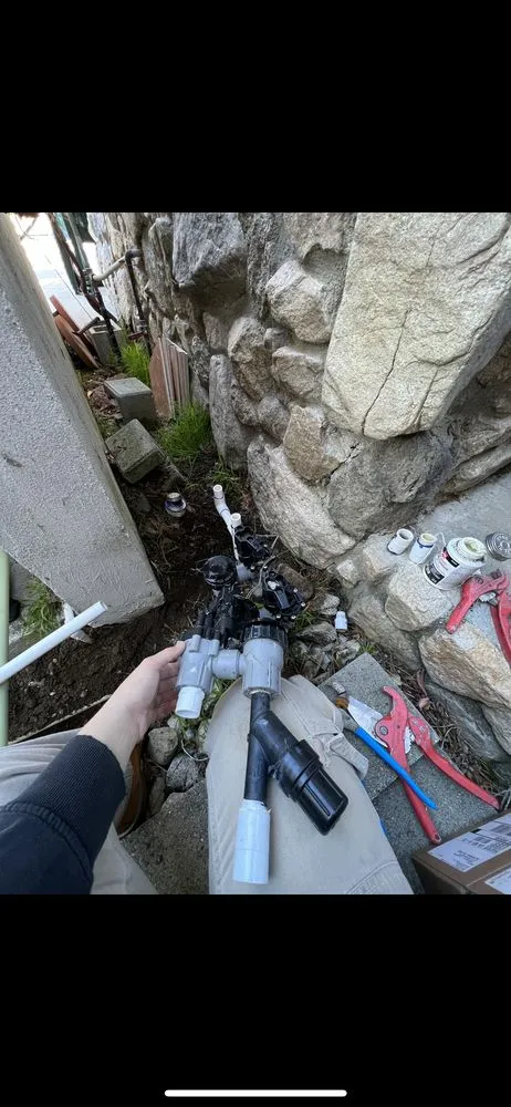 Local yard maintenance in pasadena, CA by Happy Days Landscaping