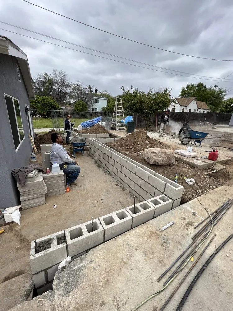 Custom lawn care service in pasadena, CA - Happy Days Landscaping