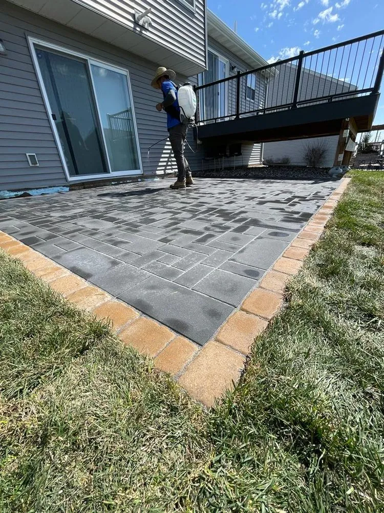 Affordable lawn care service for beautiful yards across Saint Paul Park, MN - Happy Garden Landscaping