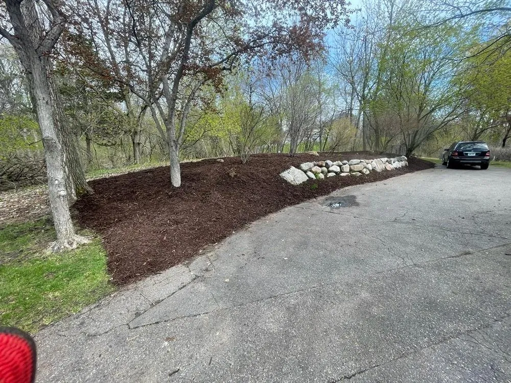 Trusted yard cleanup service experts serving Saint Paul Park, MN - Happy Garden Landscaping