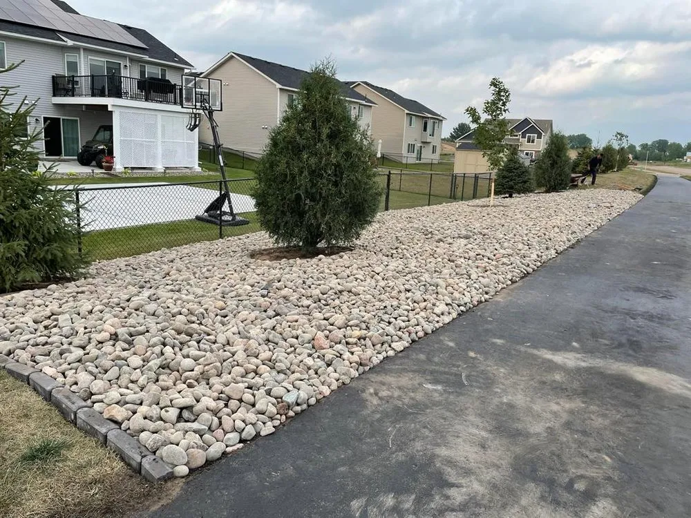 Local yard maintenance in Saint Paul Park, MN by Happy Garden Landscaping