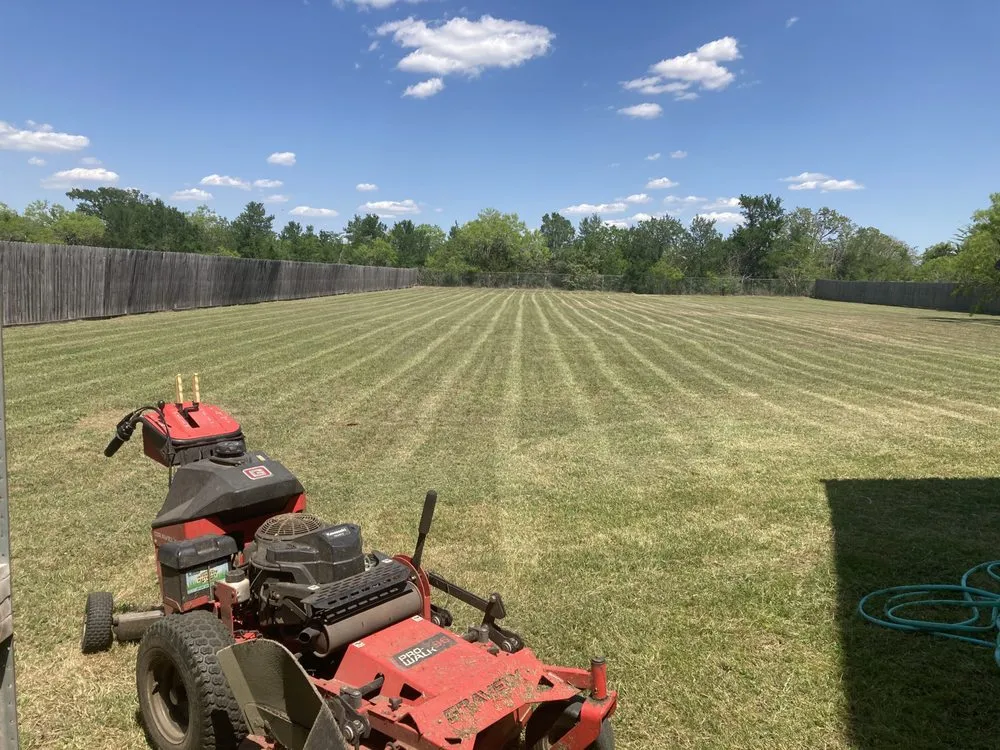 Reliable yard cleanup service experts serving Bastrop, TX - Happy Grass Lawn Service