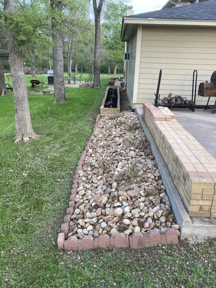 Reliable landscape installation in Bastrop, TX - Happy Grass Lawn Service