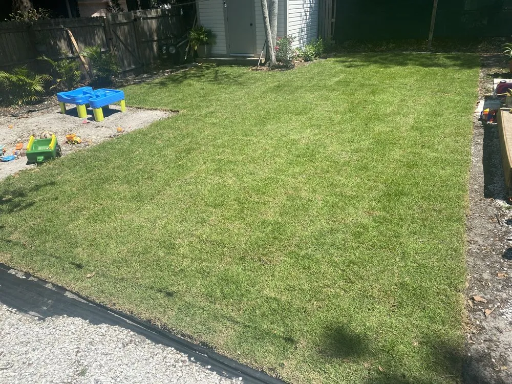 Professional garden landscaping in St. Petersburg, FL - Happy Grass Lawn