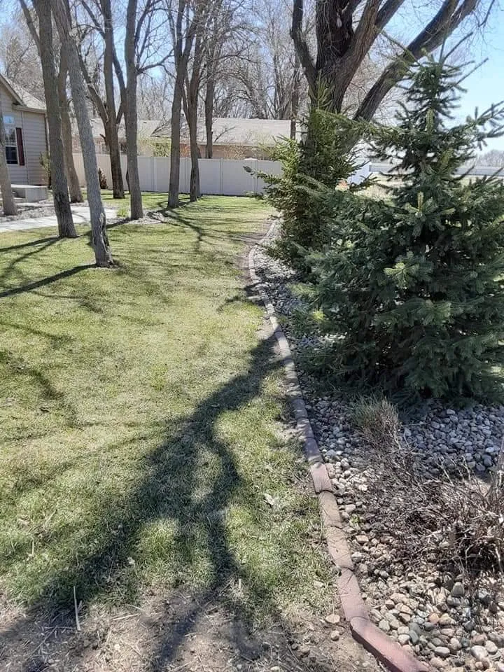 Local yard cleanup service near you across Sioux Falls, SD - Happy Hands Yard Service