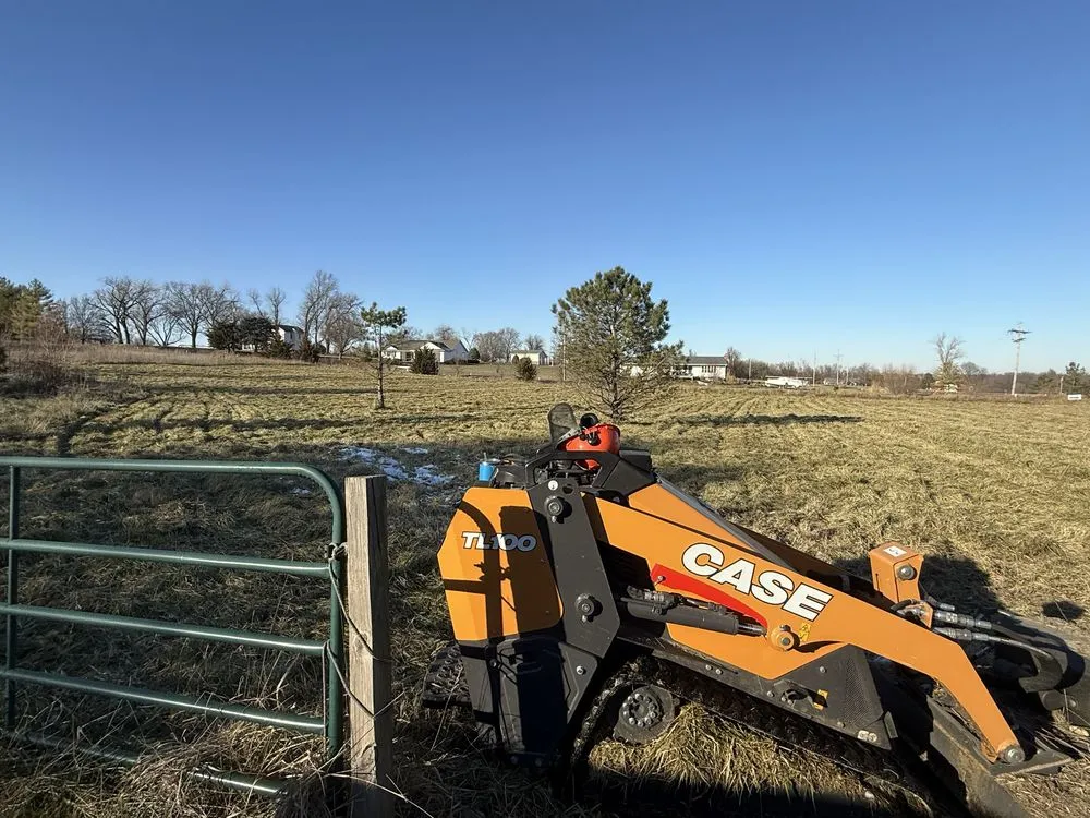 Trusted yard maintenance for beautiful yards across Shawnee, KS - Happy Helpers