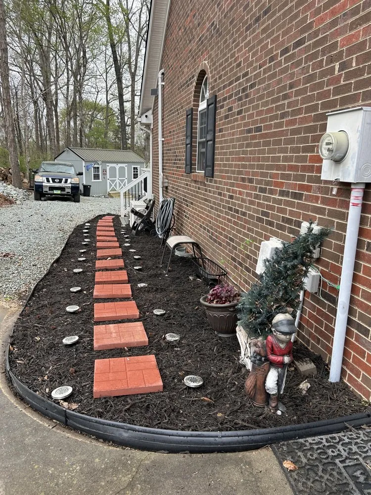 Affordable yard cleanup service in Burlington, NC - Happy Home Landscaping