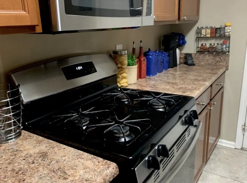 Professional lawn mowing service in Atlanta, GA - Happy Homes Cleaning