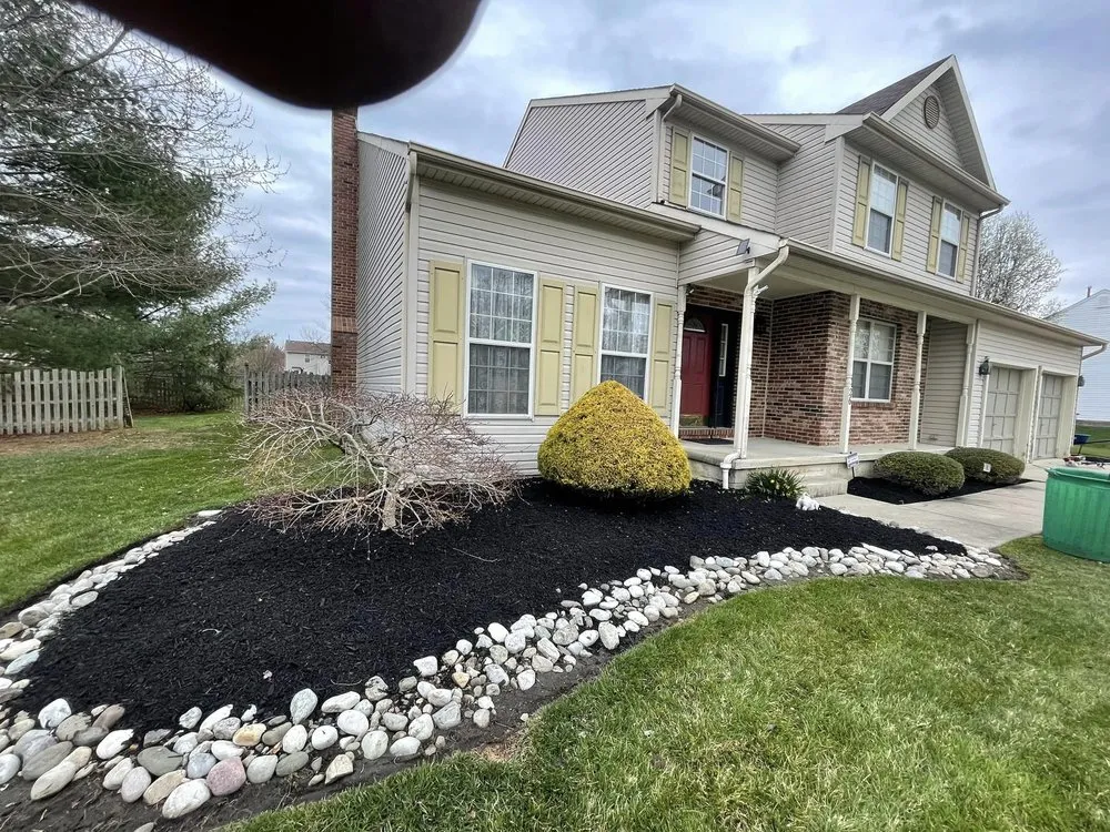 Expert lawn mowing service experts serving Vineland, NJ - Happy Lawn Care