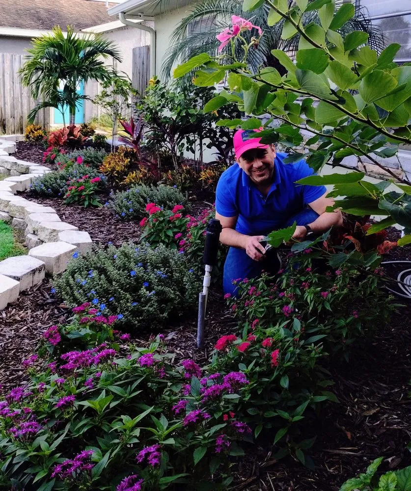 Affordable outdoor landscaping experts serving St. Petersburg, FL - Happy Plants Private Gardening and Design