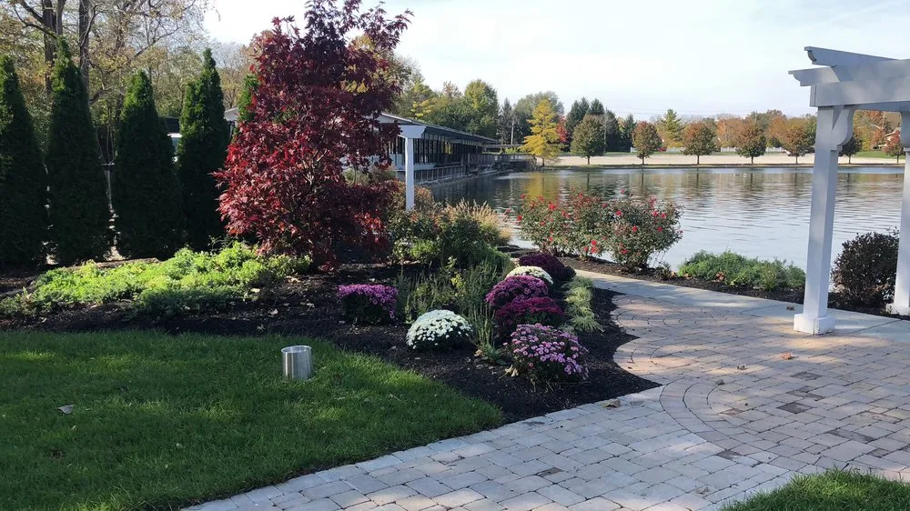 Affordable landscape design experts serving Indianapolis, IN - Happy Tree & Landscaping