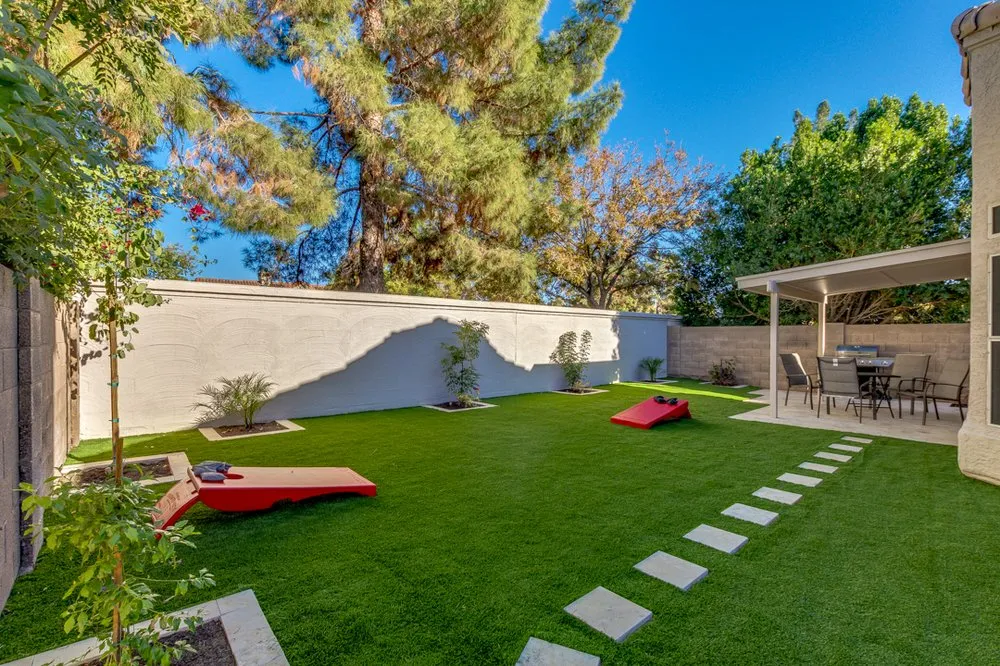 Top-rated garden landscaping for year-round maintenance across Mesa, AZ - Happy Tree Landscaping