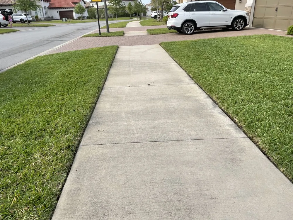 Professional lawn care service for beautiful yards across Jacksonville, FL - Happy Turf