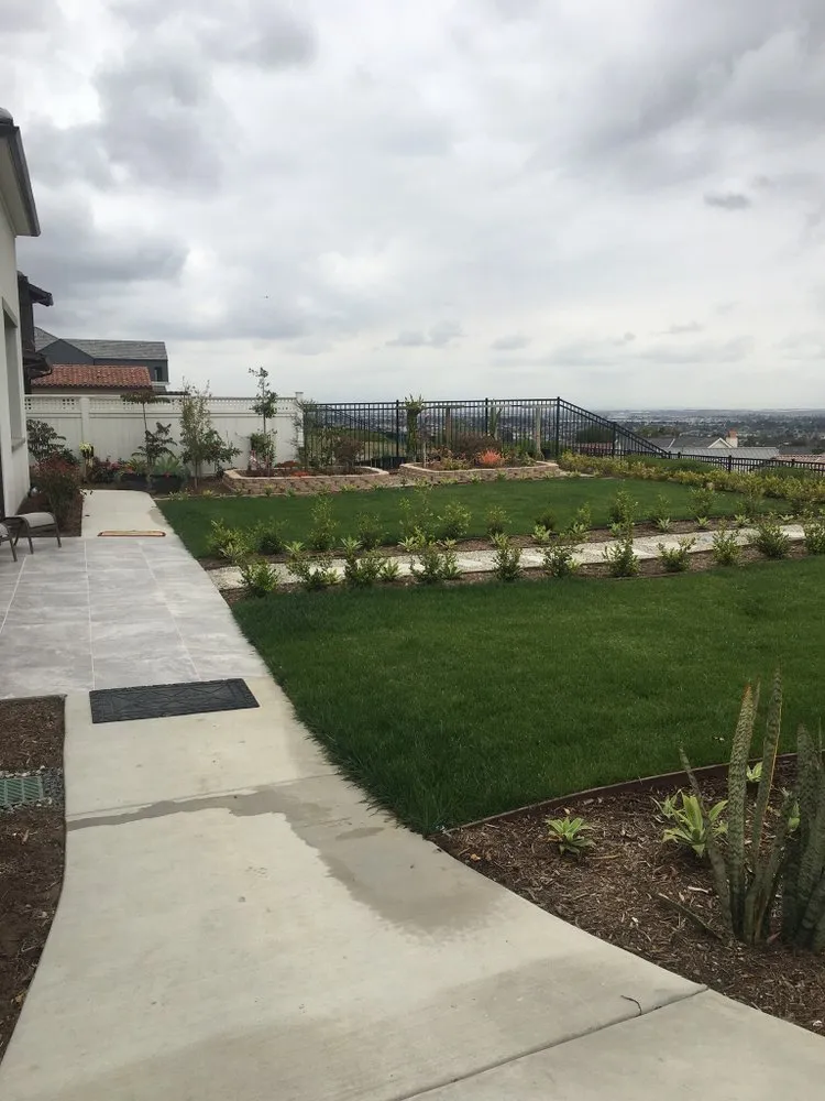 Reliable outdoor landscaping experts serving Los Angeles, CA - Harbor City Mantenance and Landscape