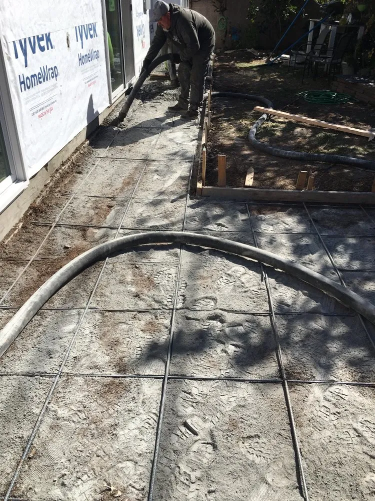 Affordable yard cleanup service in Los Angeles, CA by Harbor City Mantenance and Landscape