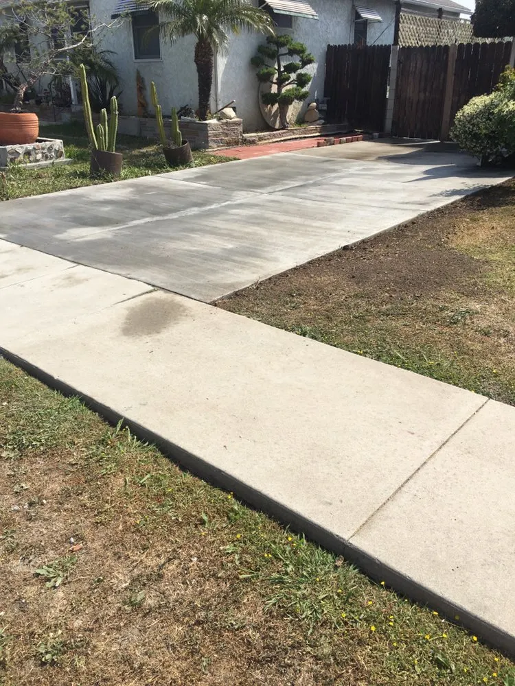 Professional landscape design experts serving Los Angeles, CA - Harbor City Mantenance and Landscape