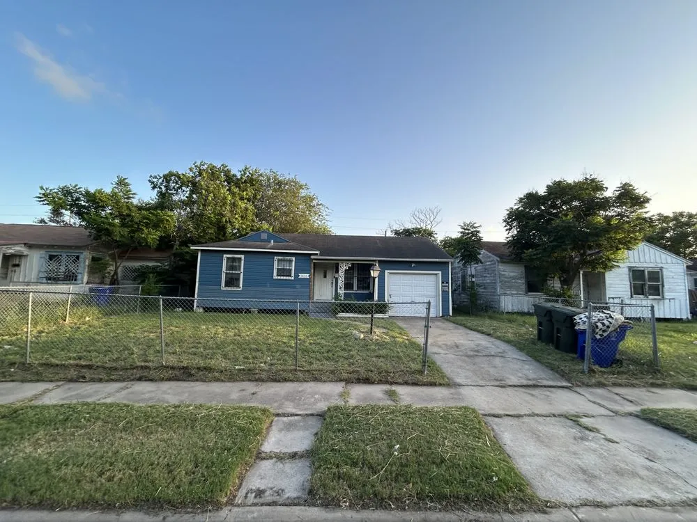 Trusted outdoor landscaping in Corpus Christi, TX by Harbor Lawn Care