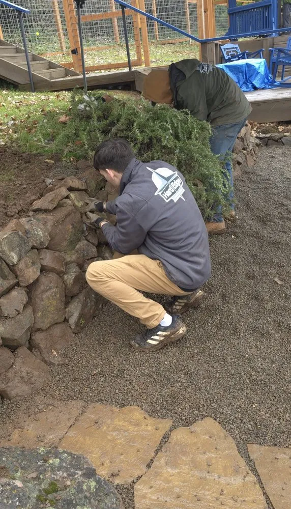 Custom garden landscaping experts serving Medford, OR - Hard Edge Construction