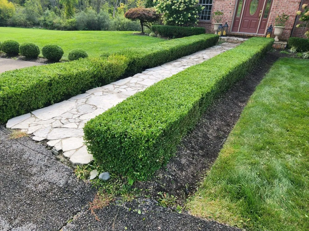Expert garden landscaping near you across Sewickley, PA - Hard Edge
